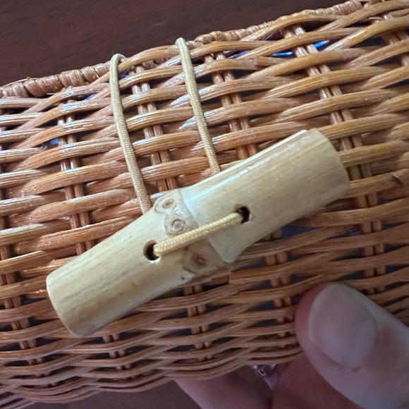 Lilly Pulitzer Wicker clutch - Picture 4 of 5